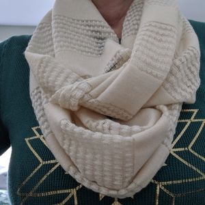 Chico's infinity scarf